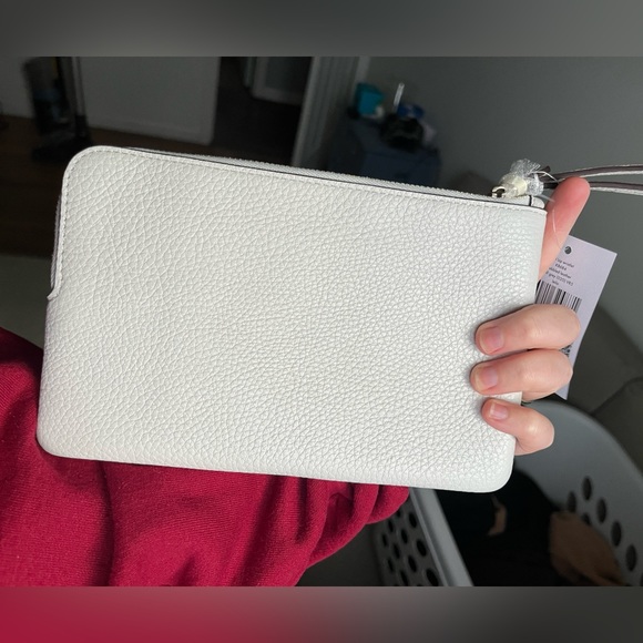 NWT Kate Spade Leila Medium Wristlet - Picture 5 of 5